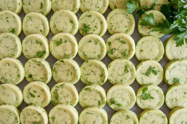 5-Ingredient Zucchini and Parsley Treats (Allergy-Friendly): A Green and Clean Snack for Your Pup