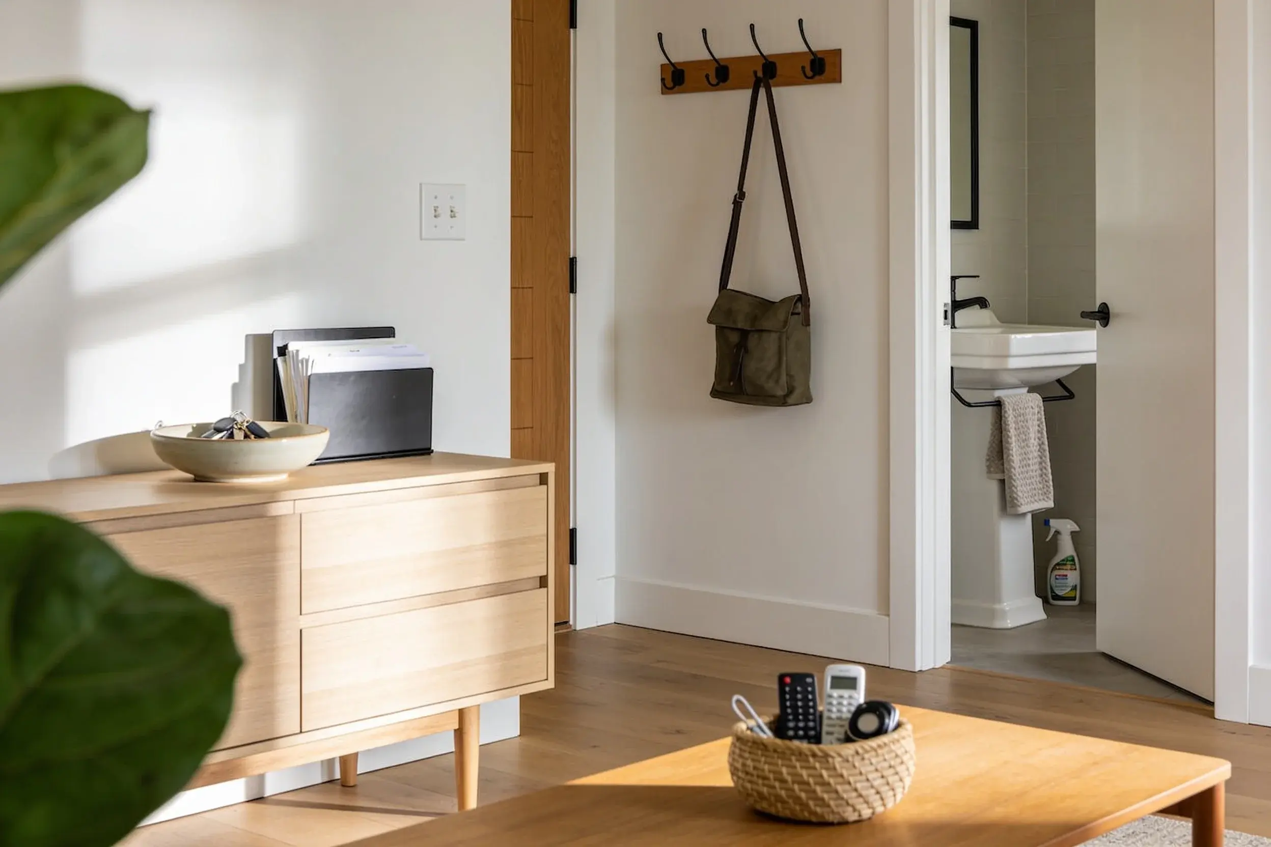7 Easy Life Hacks For A Cleaner Home